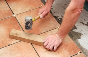 How to Lay Tile In a Bathroom